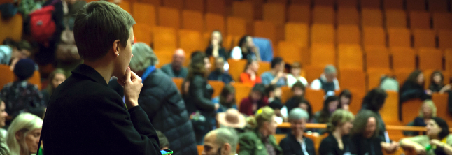 Imagem de um encontro plenário do IETM